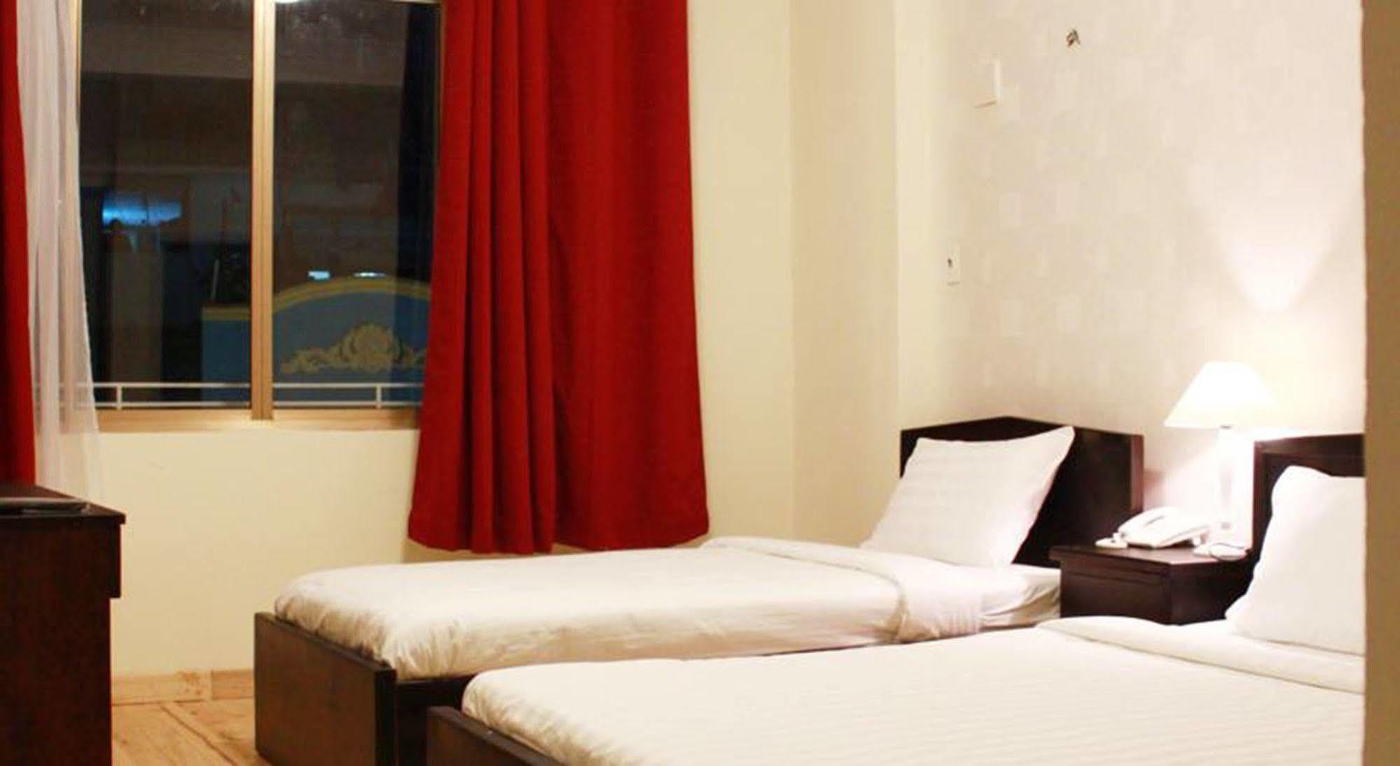 Koniko Backpackers Hostel Хошимин Экстерьер фото